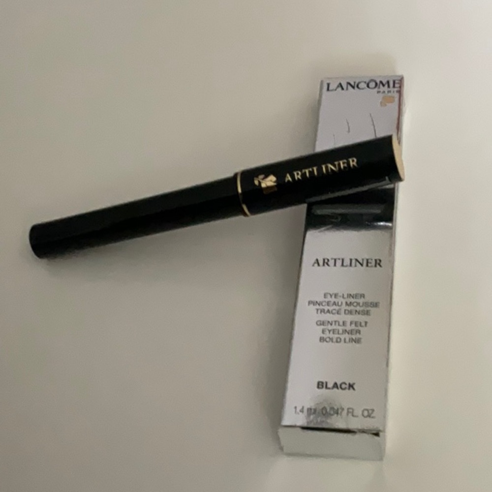 Lancôme PRE-OWNED Artliner Gentle Felt Eyeliner - Felt Bold Line in Black